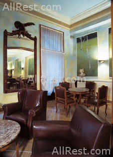 Astoria Hotel 8